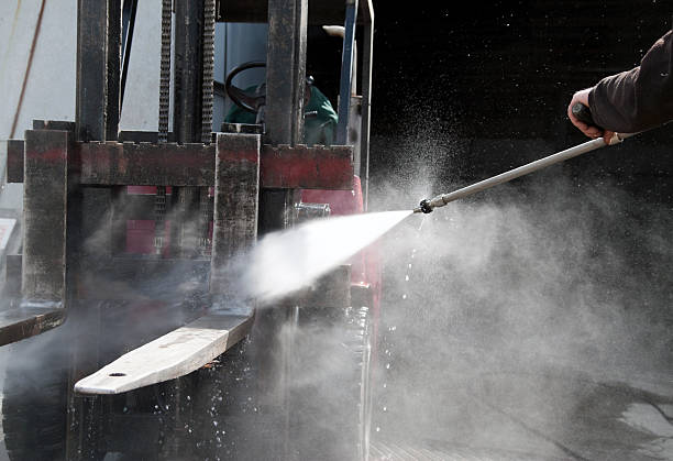 Best Gutter Cleaning and Brightening in Durand, WI